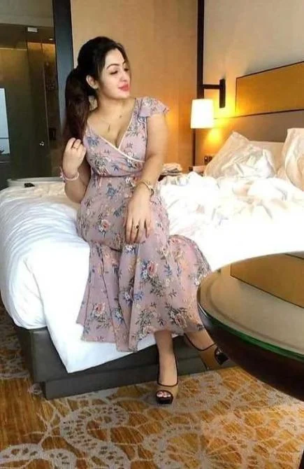 Luxury Call Girls in Agra Available Only at DelhiMazza